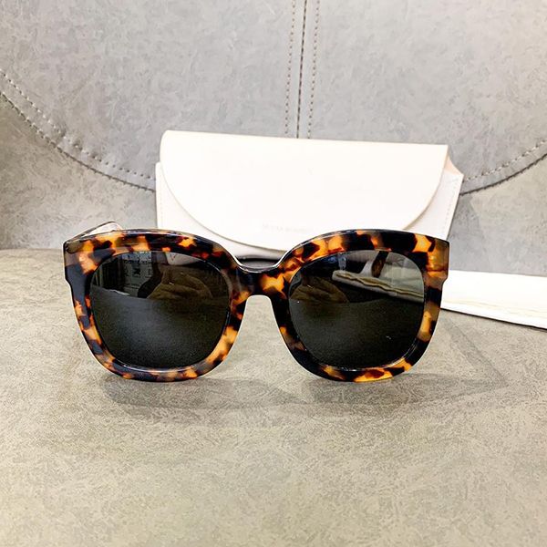 Kính Mát Gentle Monster Sunglasses Màu Nâu/Đen - Kính mắt - Vua Hàng Hiệu