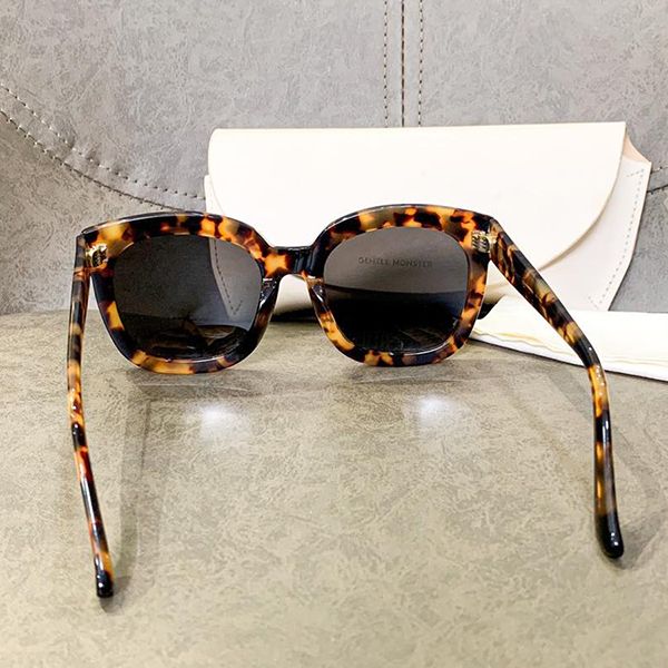 Kính Mát Gentle Monster Sunglasses Màu Nâu/Đen - Kính mắt - Vua Hàng Hiệu