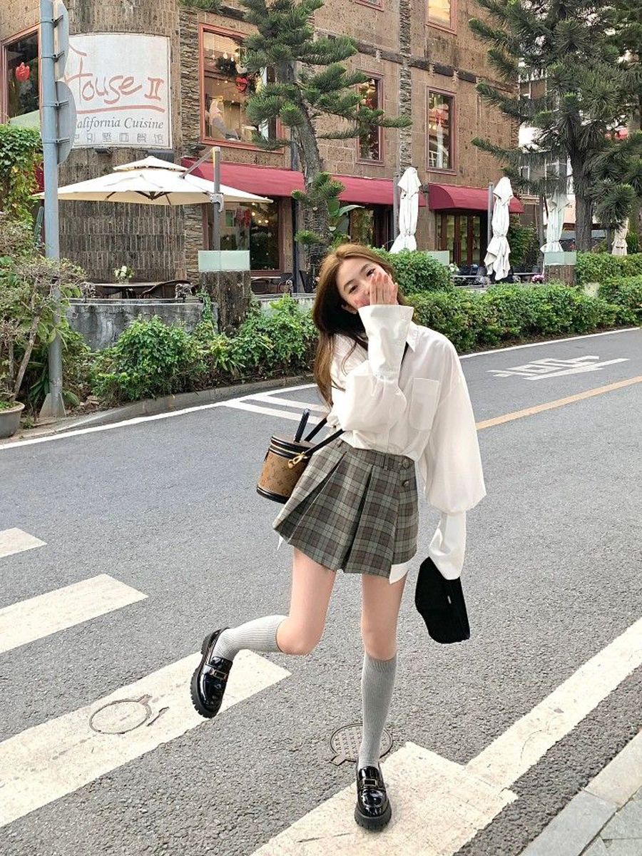 Outfit là gì? Khám phá những outfit rất thịnh hành hiện nay