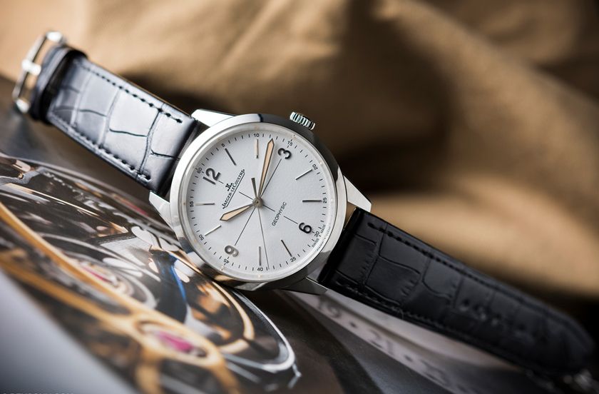 7 cách phân biệt đồng hồ Jaeger-LeCoultre thật giả chuẩn xác