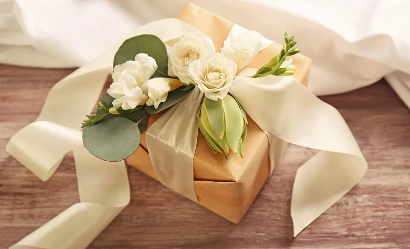 Gợi ý 30+ quà cưới tặng bạn thân ý nghĩa và rất độc đáo