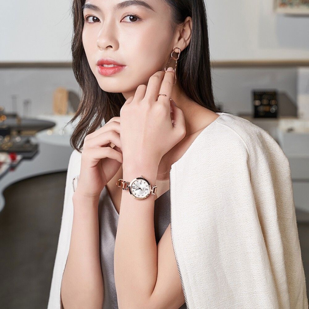 5 món phụ kiện giúp style của nàng ấn tượng và thanh lịch hơn