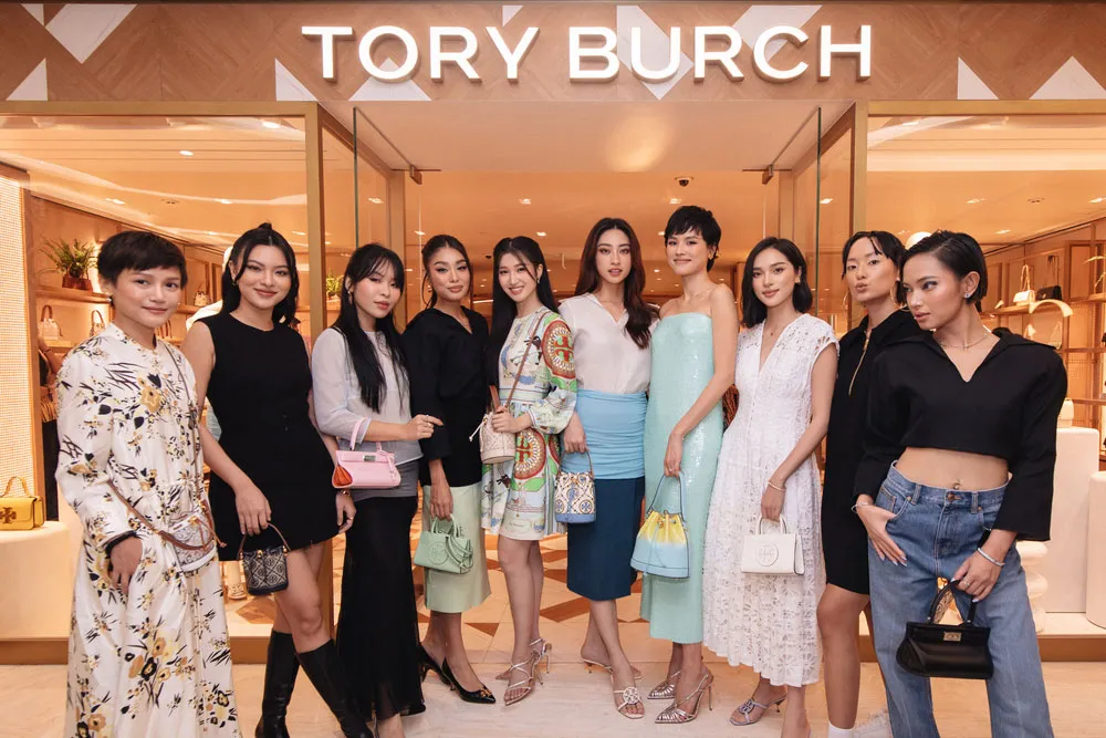 BST Tory Burch Thu Đông 2025: đi tìm cảm hứng vô hạn giữa nét đẹp đời thường  - 2