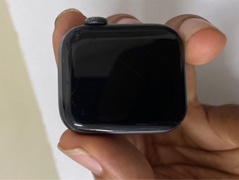 Cách vệ sinh Apple Watch đơn giản, có thể tự thực hiện tại nhà