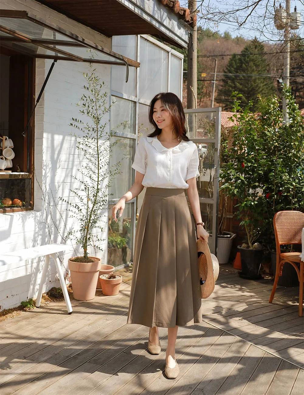 Chụp kỷ yếu mặc gì? Gợi ý 11 trang phục chụp kỷ yếu đẹp, rất dễ kiếm