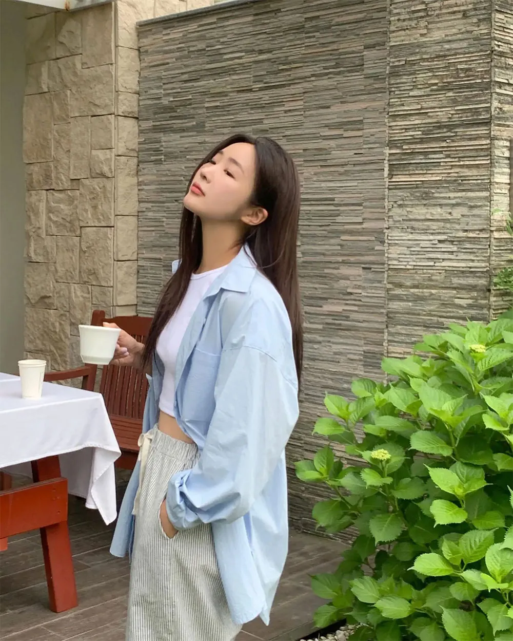 Chụp kỷ yếu mặc gì? Gợi ý 11 trang phục chụp kỷ yếu đẹp, rất dễ kiếm