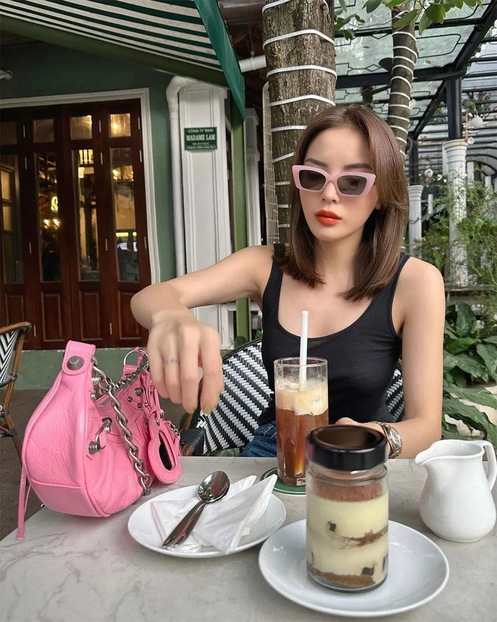 Đâu là mẫu túi hiệu gây sốt được nhiều sao Việt rất nổi bật? - 8