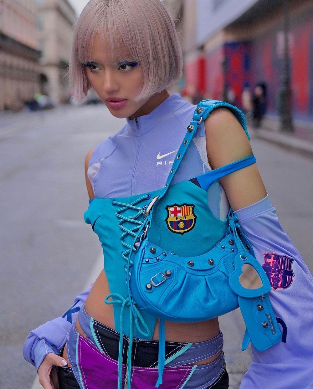 Đâu là mẫu túi hiệu gây sốt được nhiều sao Việt rất nổi bật? - 10