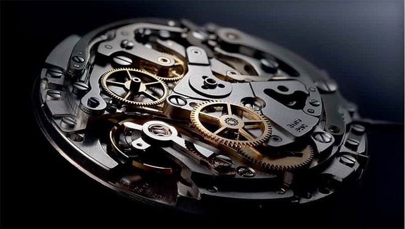 Đồng hồ cơ là gì? Cách nhận biết đồng hồ cơ (Automatic) uy tín