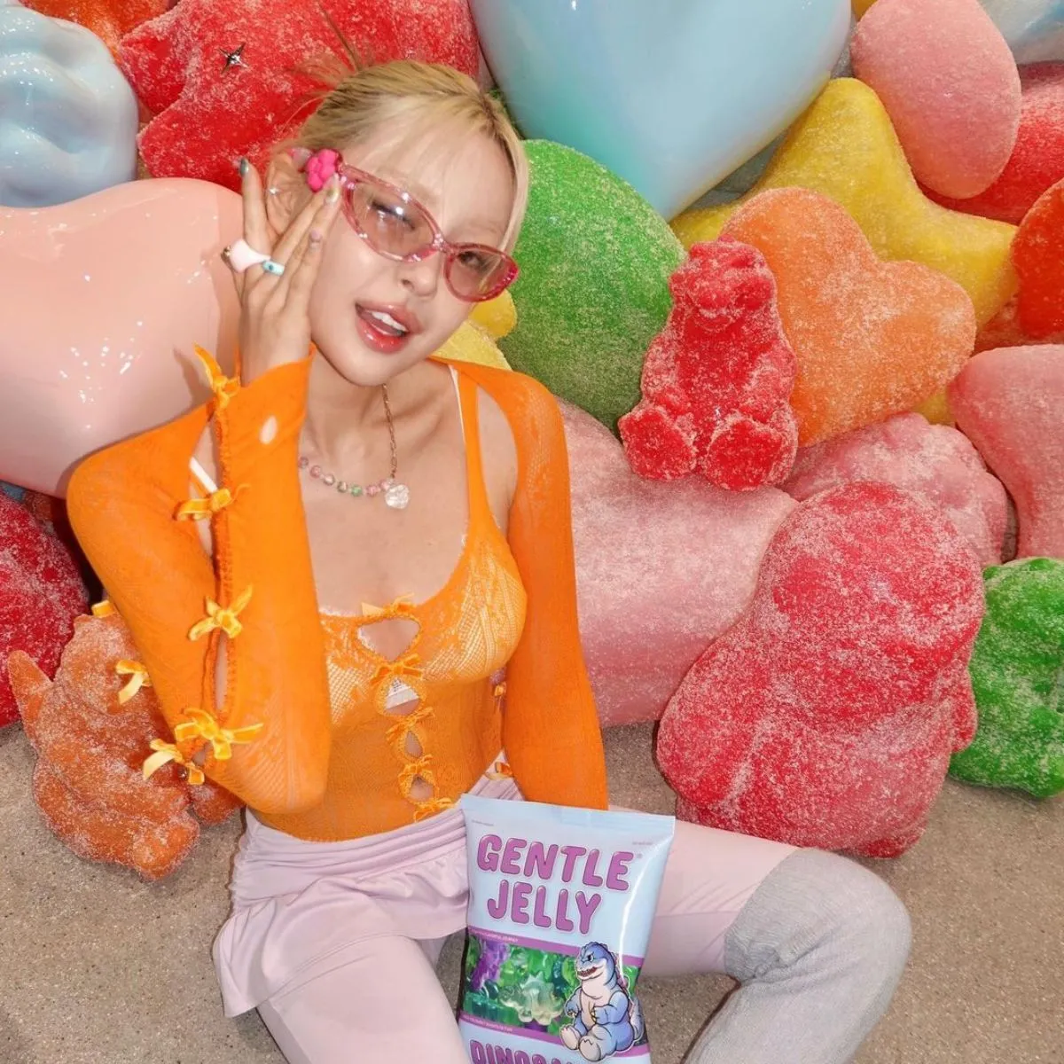 BST mắt kính Gentle Monster Jellycore phong cách kẹo dẻo ngọt ngào - 2