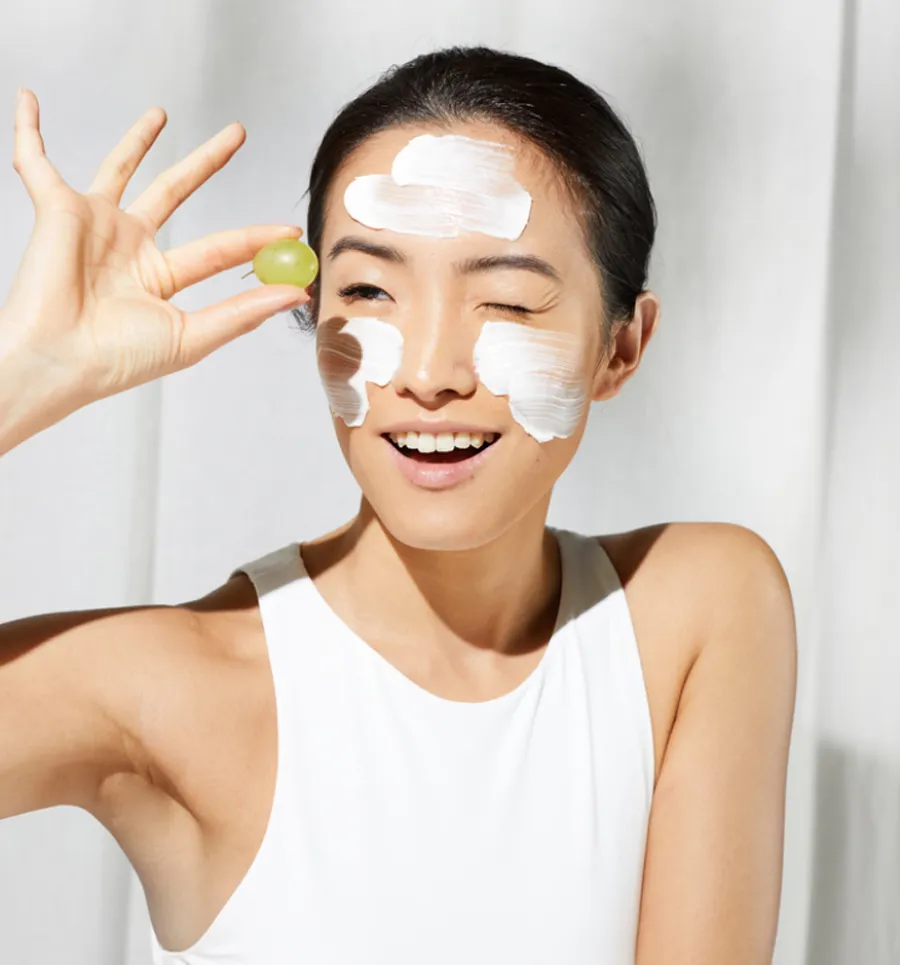 Nặn mụn xong nên làm gì? Hướng dẫn các bước chăm sóc da sau nặn mụn uy tín