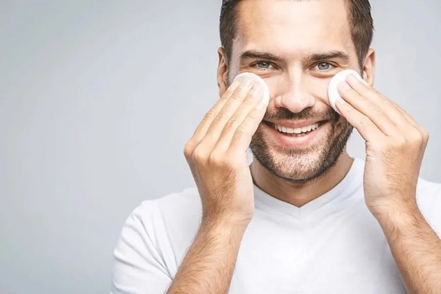 Top 10 nước tẩy trang cho nam được nhiều khách hàng yêu thích cho mọi làn da - 1
