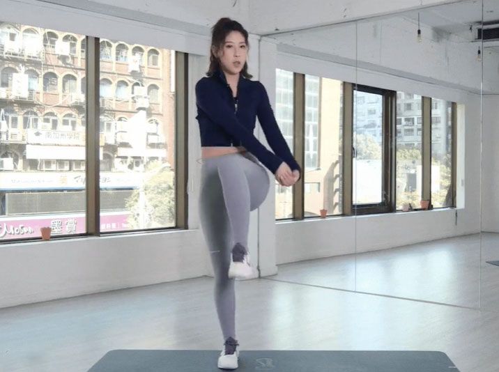 4 bài tập giảm mỡ bụng ở tư thế đứng giúp eo săn chắc thấy rõ