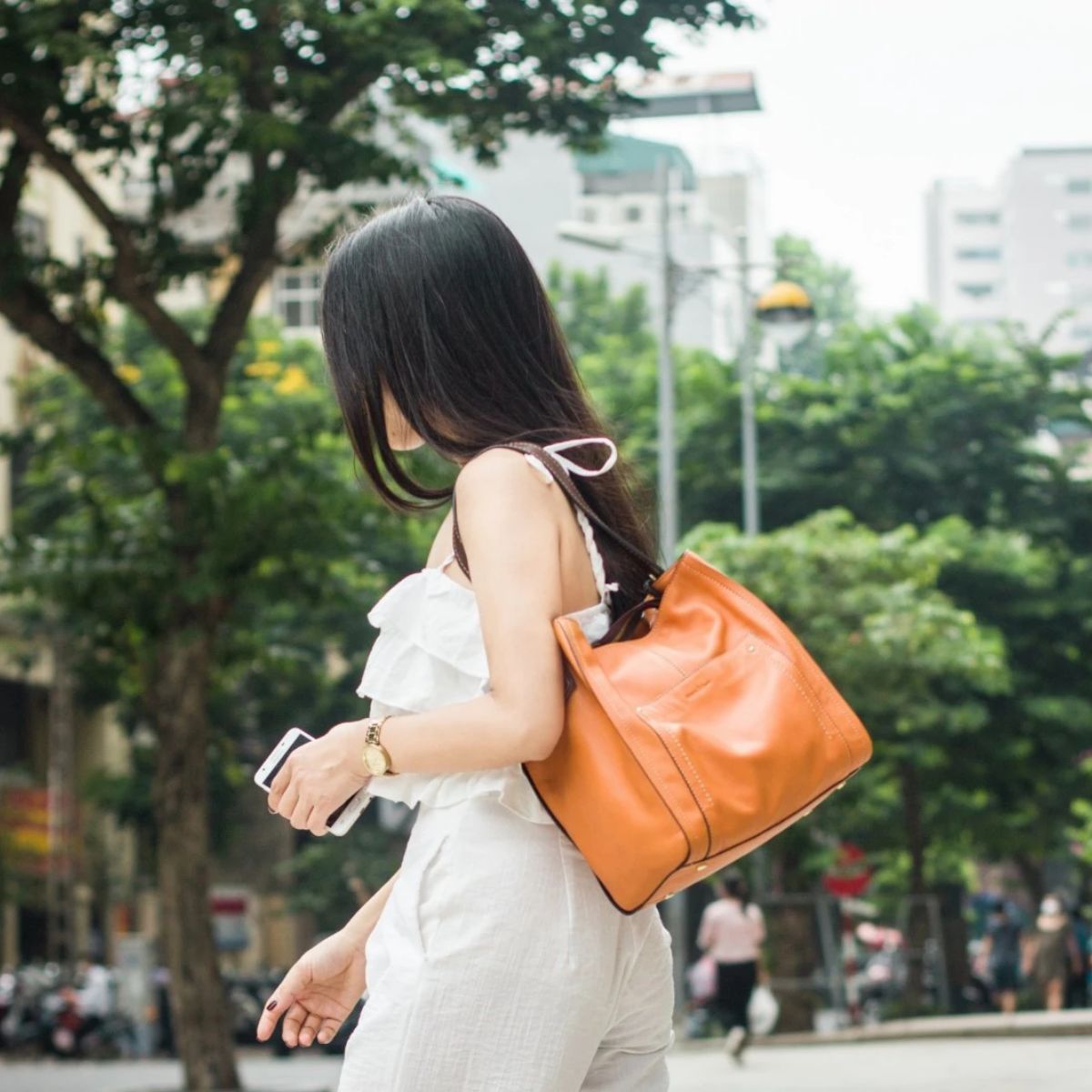 Cách chọn túi xách hợp mệnh cho nàng công sở - 4