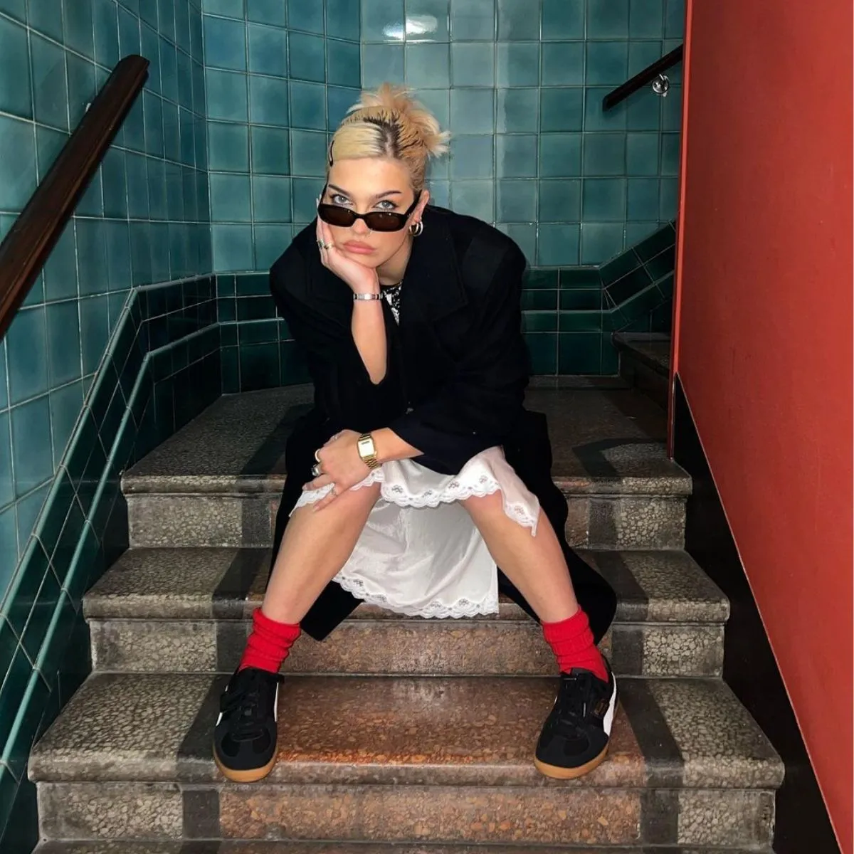 Cách diện váy ngủ ra đường gợi cảm nhưng không phản cảm - 3