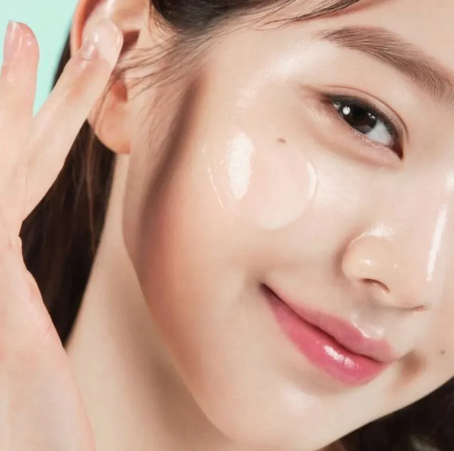 Mách nàng cách dùng retinol khi nào để ngừa lão hóa, tăng sinh collagen chất lượng tốt