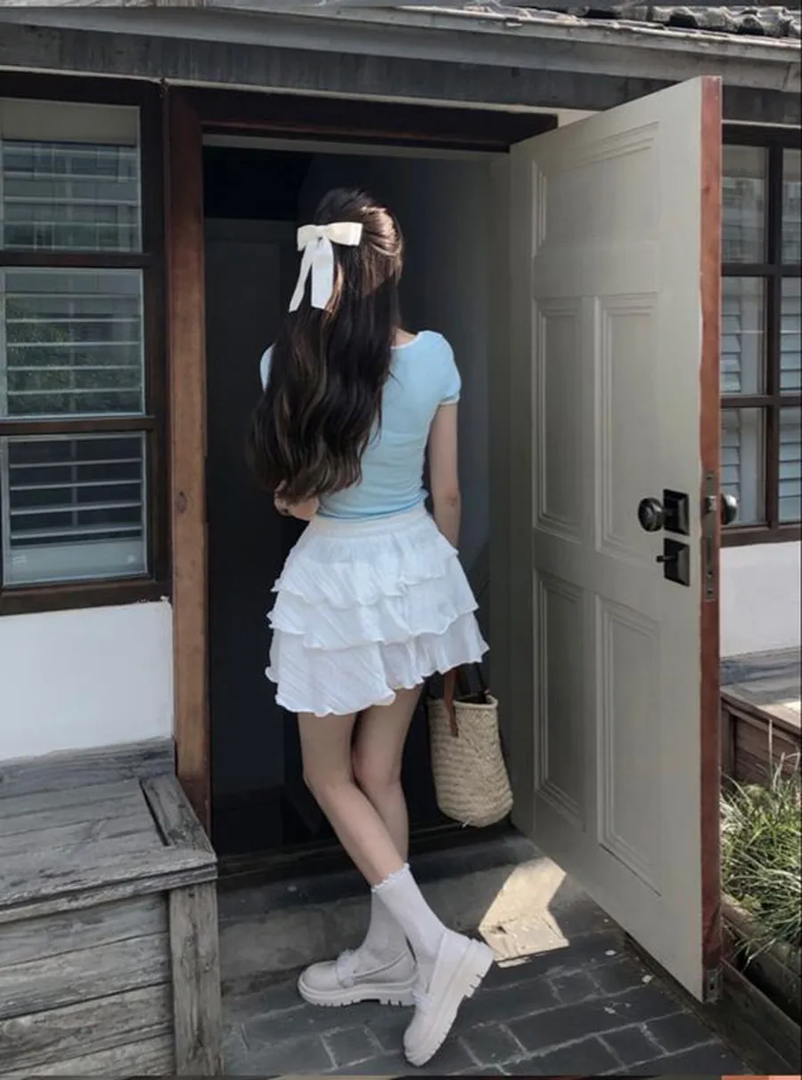 Bỏ tủ ngay 3 kiểu chân váy trắng 