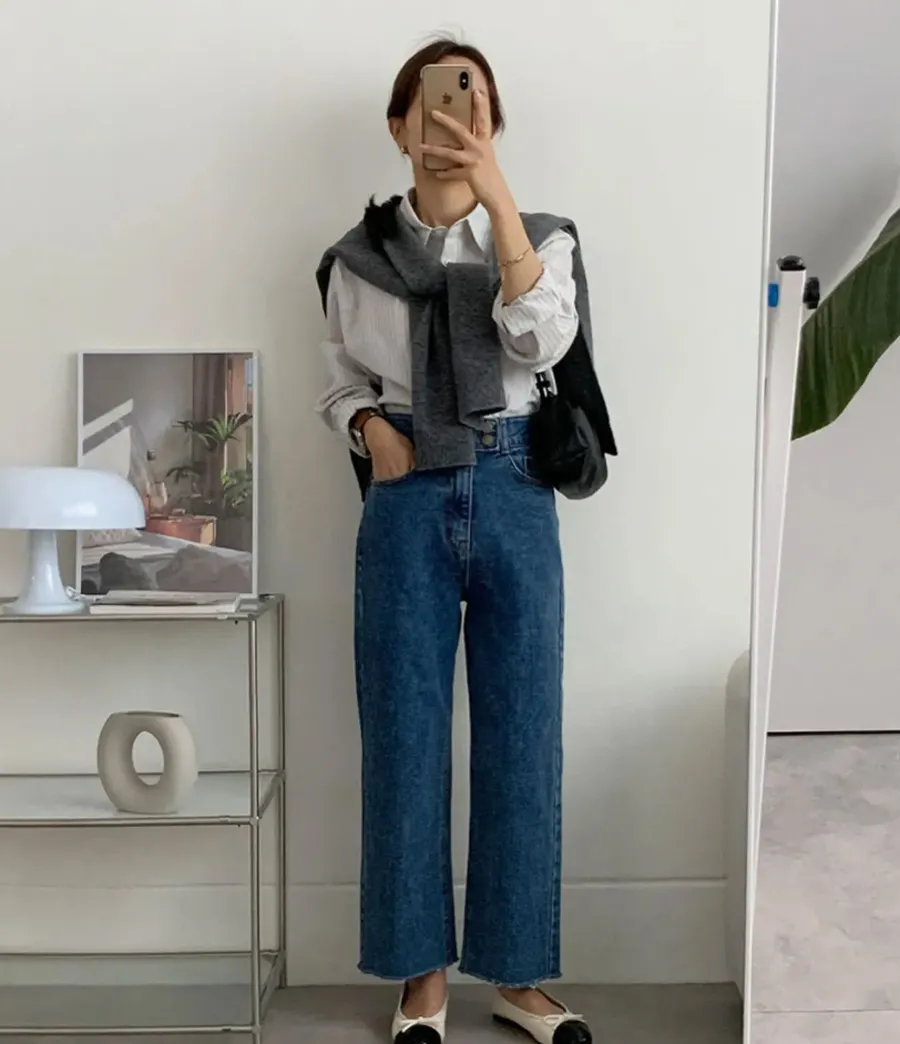 Áo sơ mi + quần jeans đứng + giày bệt