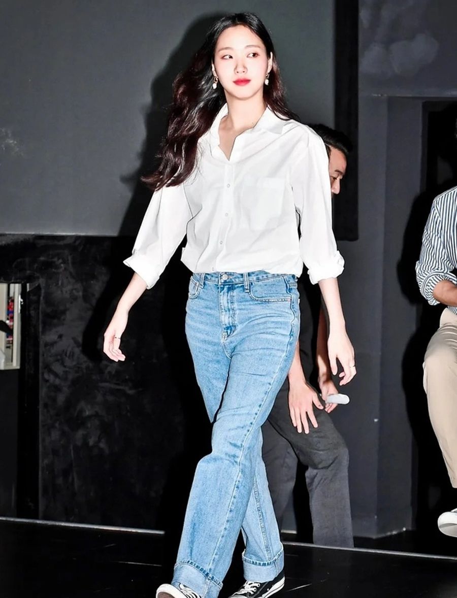 Nữ chính phim 