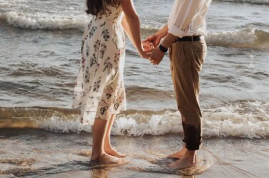 Overlove là gì? Những dấu hiệu nhận biết bạn có đang overlove trong tình yêu