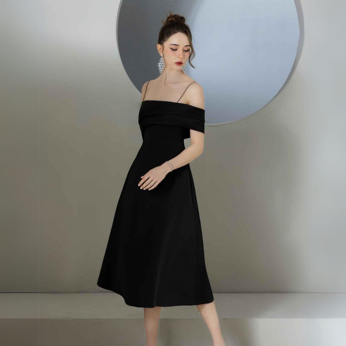 Kiểu trang phục có thể mặc quanh năm không lo lỗi mốt - 4