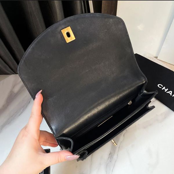 Túi Đeo Chéo Nữ Chanel Flap Bag Aged Calfskin & Gold-Tone Metal Màu Đen - Túi xách - Vua Hàng Hiệu