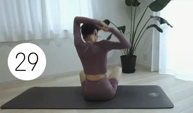 Bài tập thu nhỏ bắp tay trong 14 ngày giúp nàng diện váy dây tự tin hơn