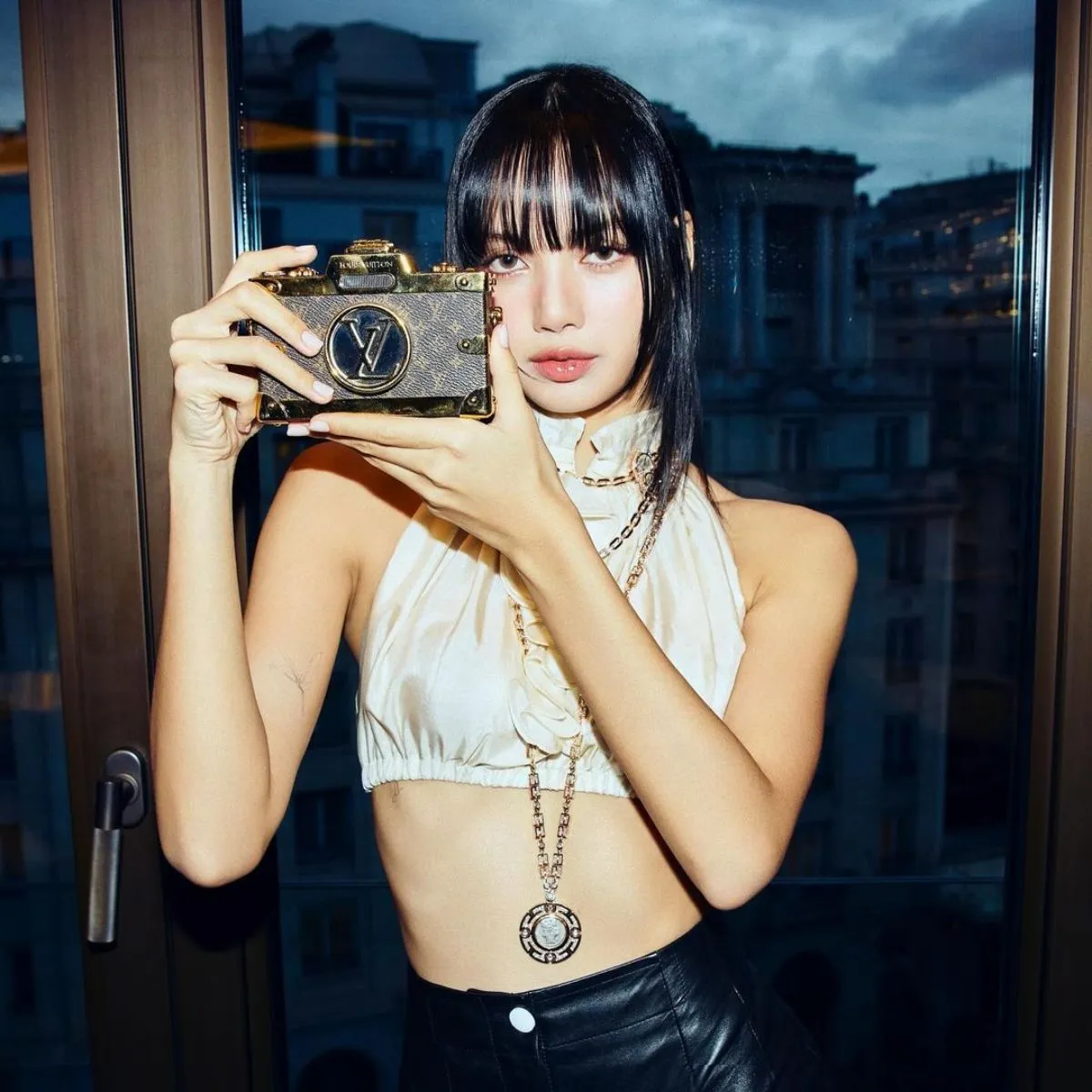 Bộ sưu tập túi xách Louis Vuitton của LISA (Black Pink) có gì? - 3