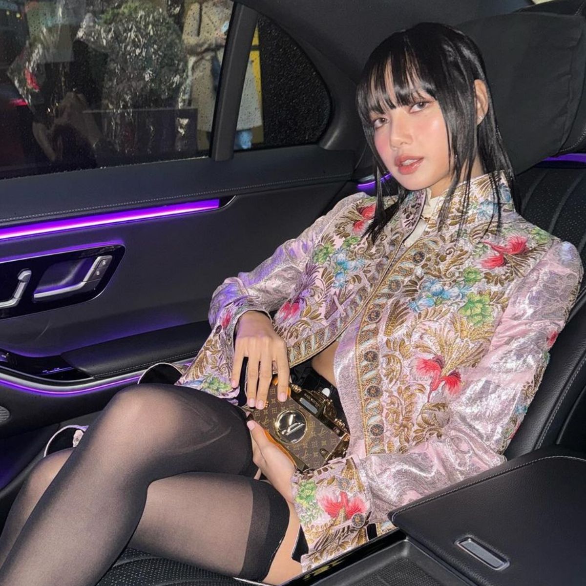 Bộ sưu tập túi xách Louis Vuitton của LISA (Black Pink) có gì? - 4