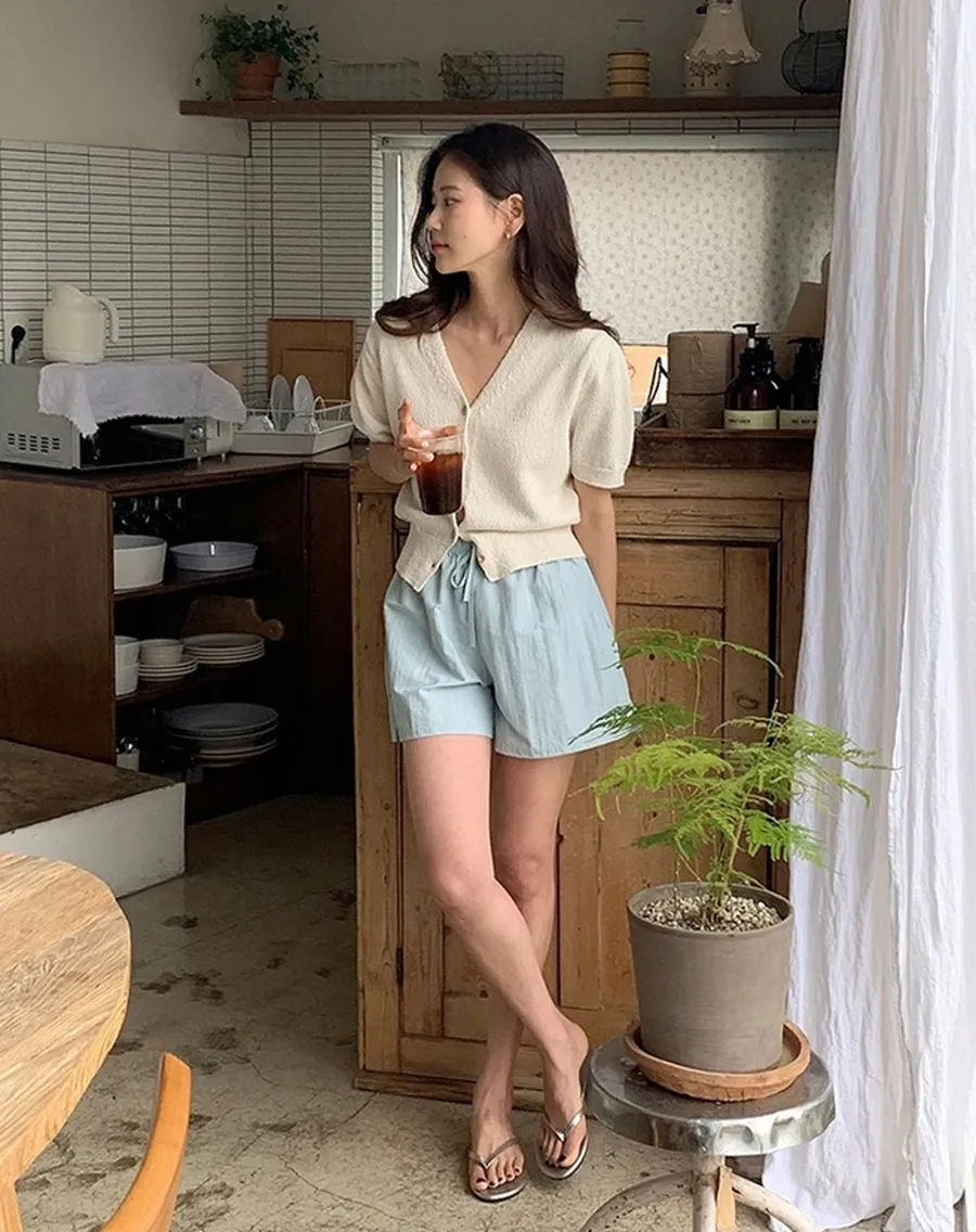 Gợi ý 10 cách diện quần short cho chuyến du lịch hè năng động