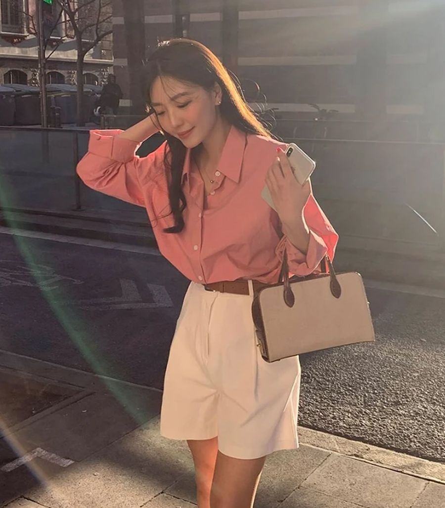 Gợi ý 9 cách diện quần short trắng cho phái đẹp nâng tầm phong cách