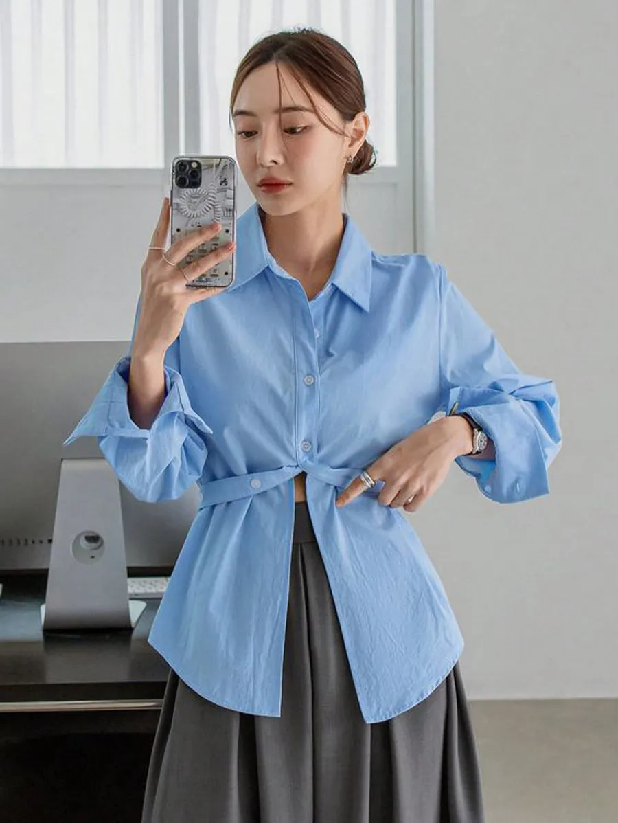 23 cách phối đồ với áo sơ mi xanh dương trẻ trung và sành điệu