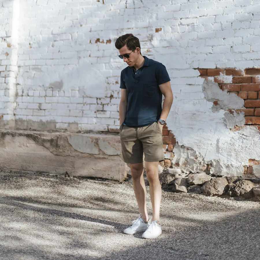 Bỏ túi 10 cách phối đồ với quần short kaki nam trẻ trung