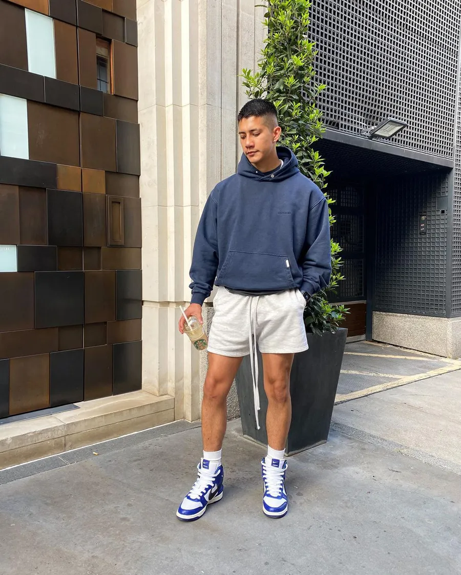 Bỏ túi 10 cách phối đồ với quần short kaki nam trẻ trung