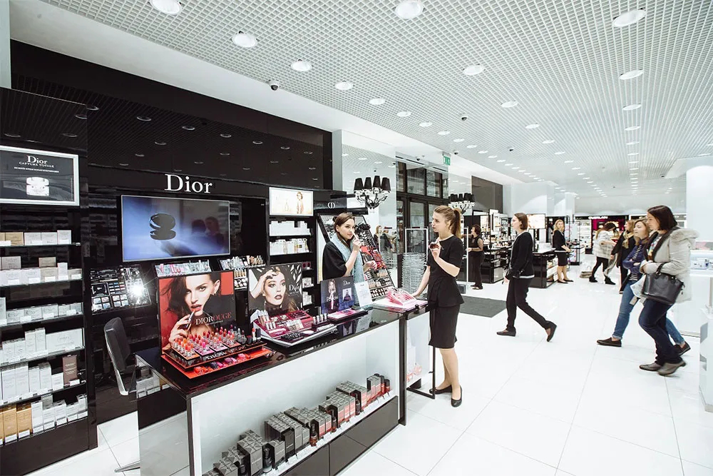 Top 15 cửa hàng Dior tại Việt Nam quy mô lớn uy tín, giá tốt