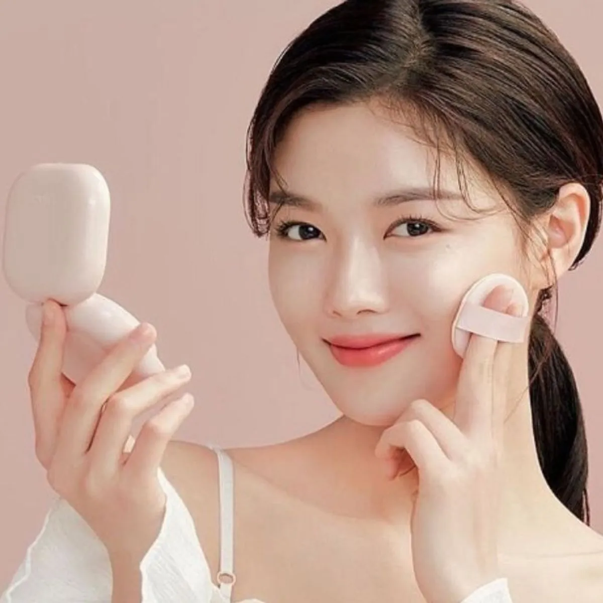 Đánh cushion trước hay che khuyết điểm trước khi trang điểm