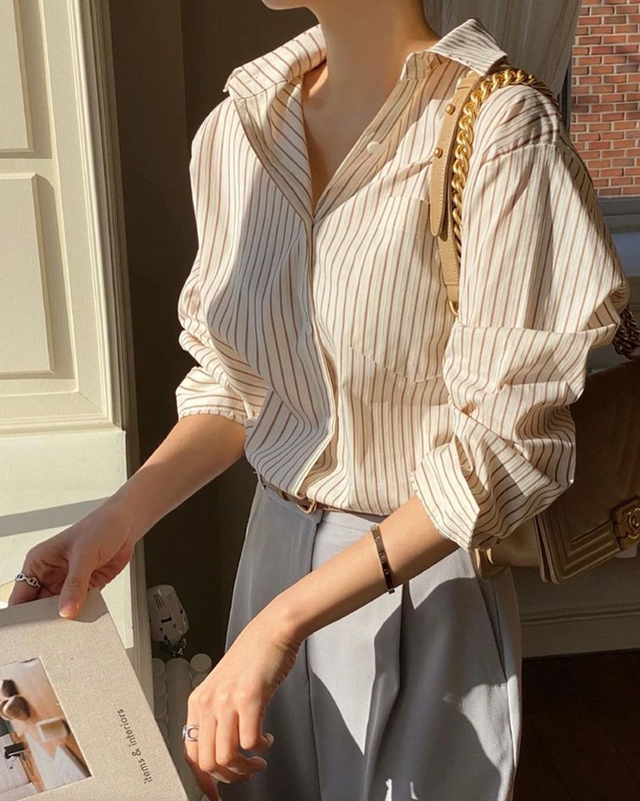 Sơ vin trang phục họa tiết để tôn dáng 