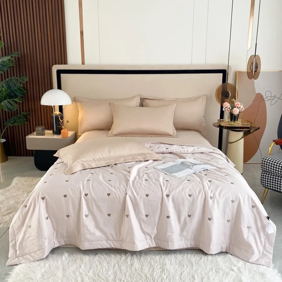 Áo gối, chăn màn