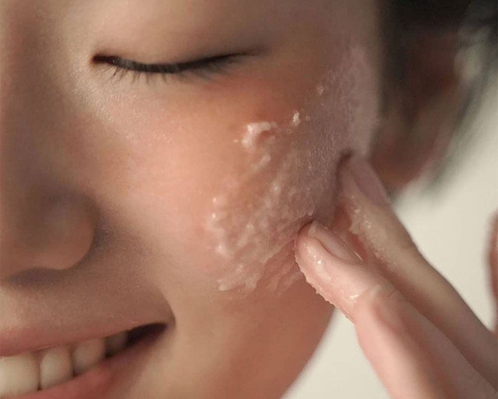 6 sai lầm khi hỗ trợ làm sạch mụn đầu đen mà bạn cần tránh khi chăm sóc da tại nhà
