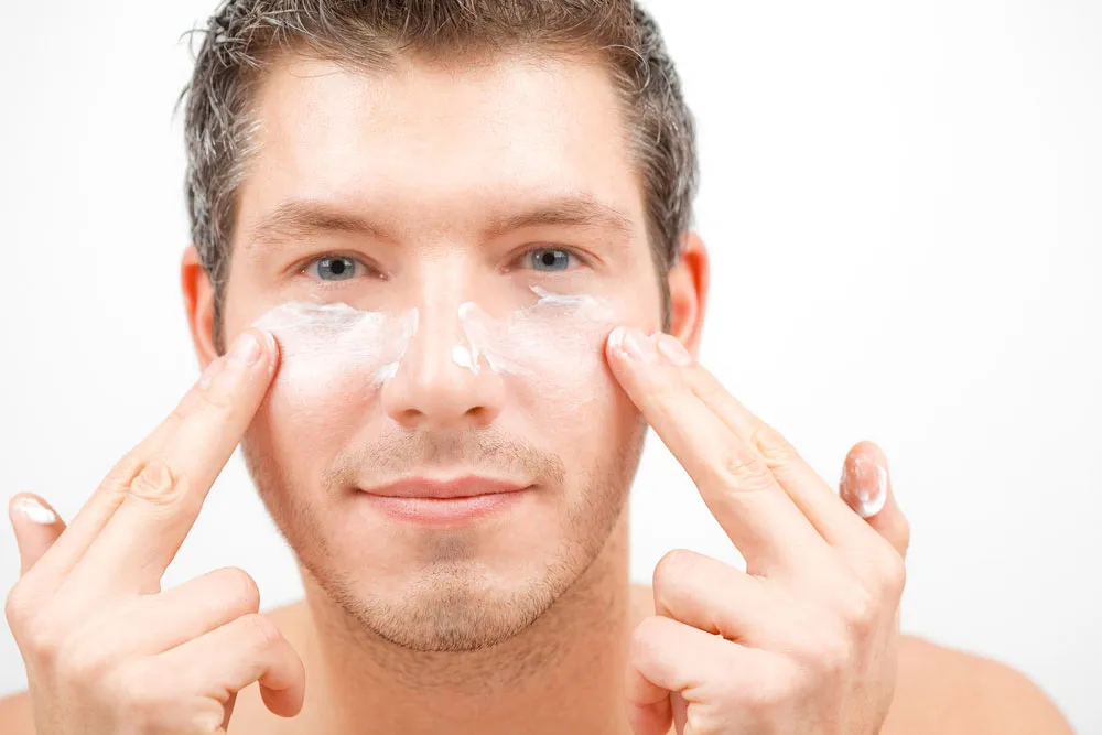 Sau khi cạo râu nên làm gì? 6 mẹo giúp da khỏe mạnh sao cạo râu