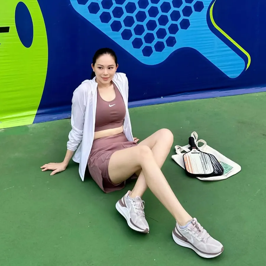 Chơi Pickleball mặc gì đẹp? Gợi ý cách lên đồ ra sân cực 