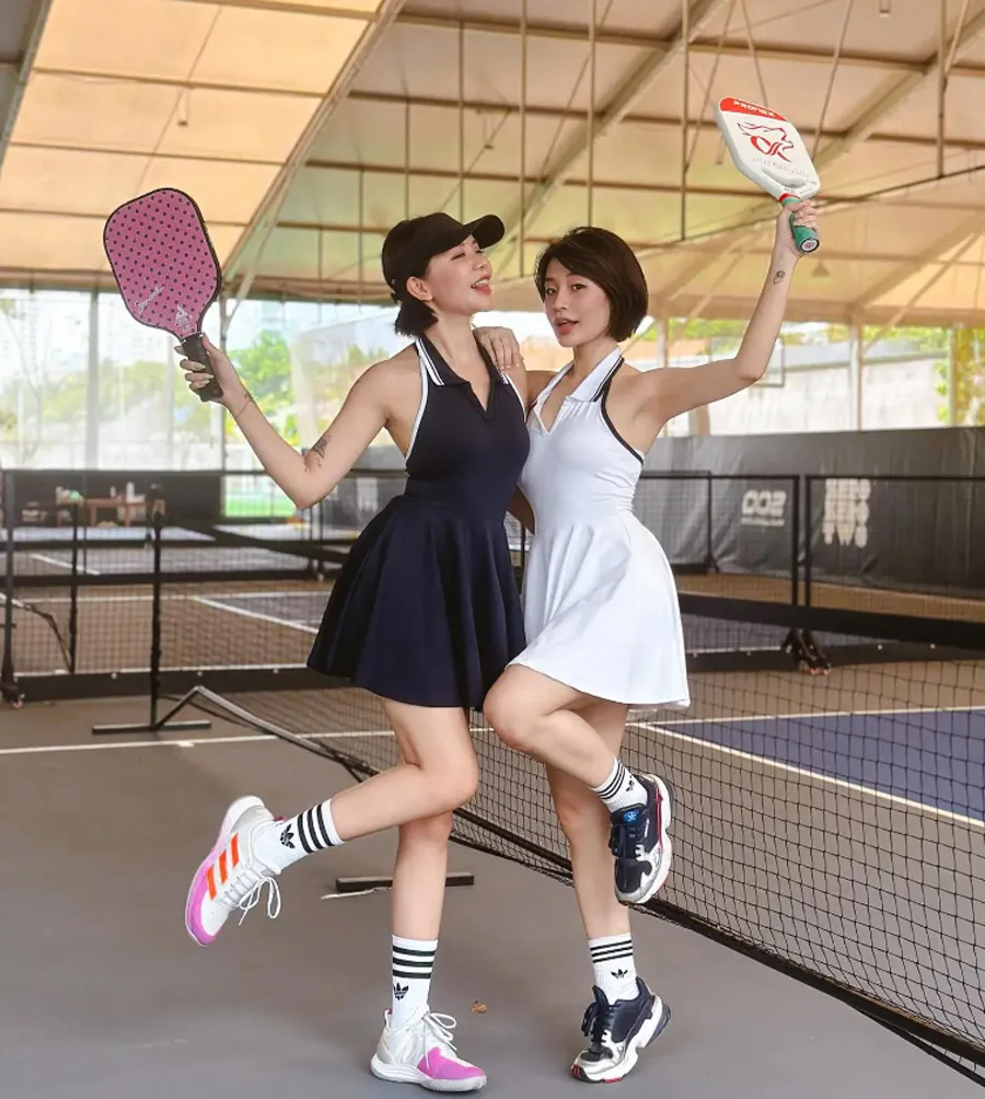 Chơi Pickleball mặc gì đẹp? Gợi ý cách lên đồ ra sân cực 