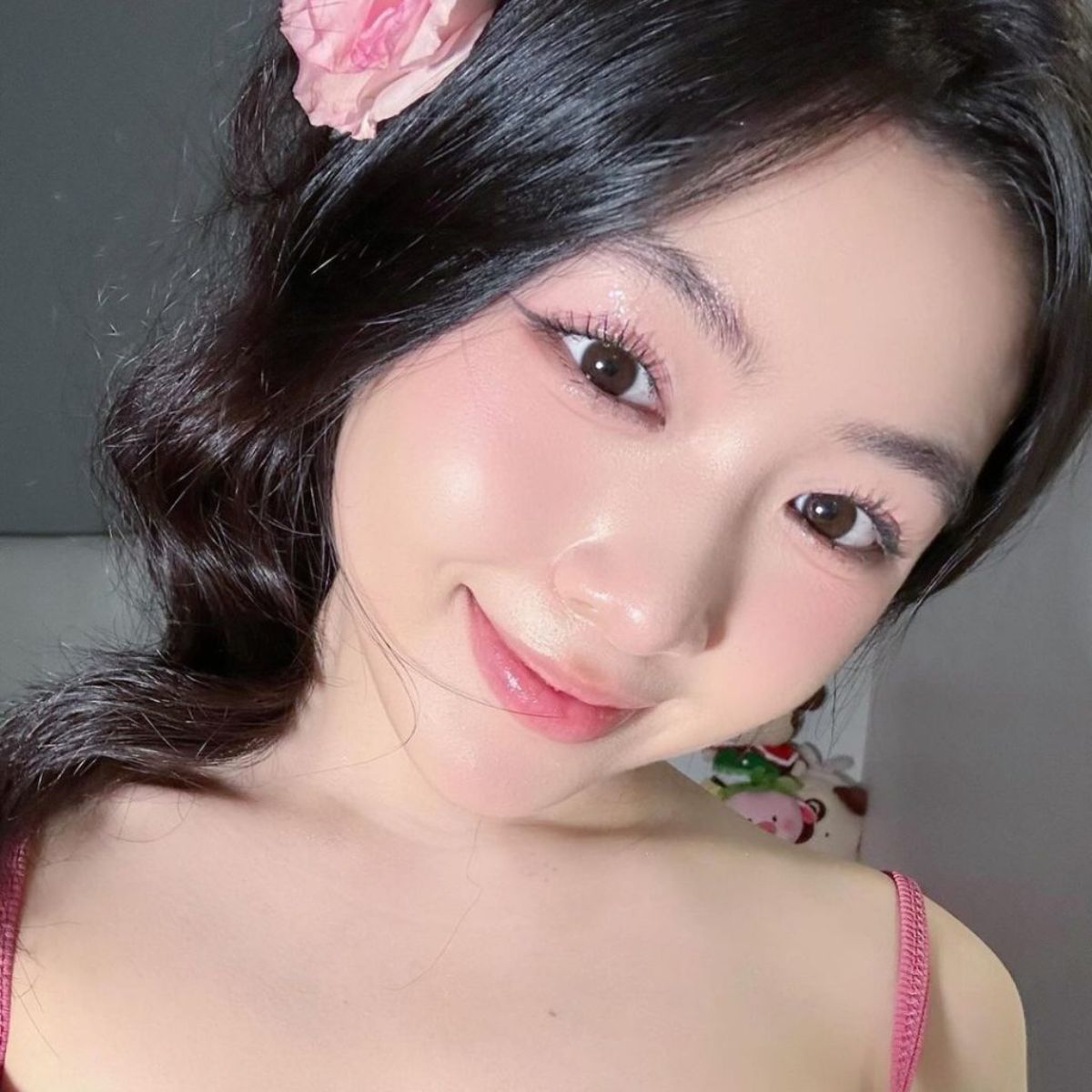 Bắt kịp xu hướng với lối trang điểm Lan Hồ Điệp hot trend - 1