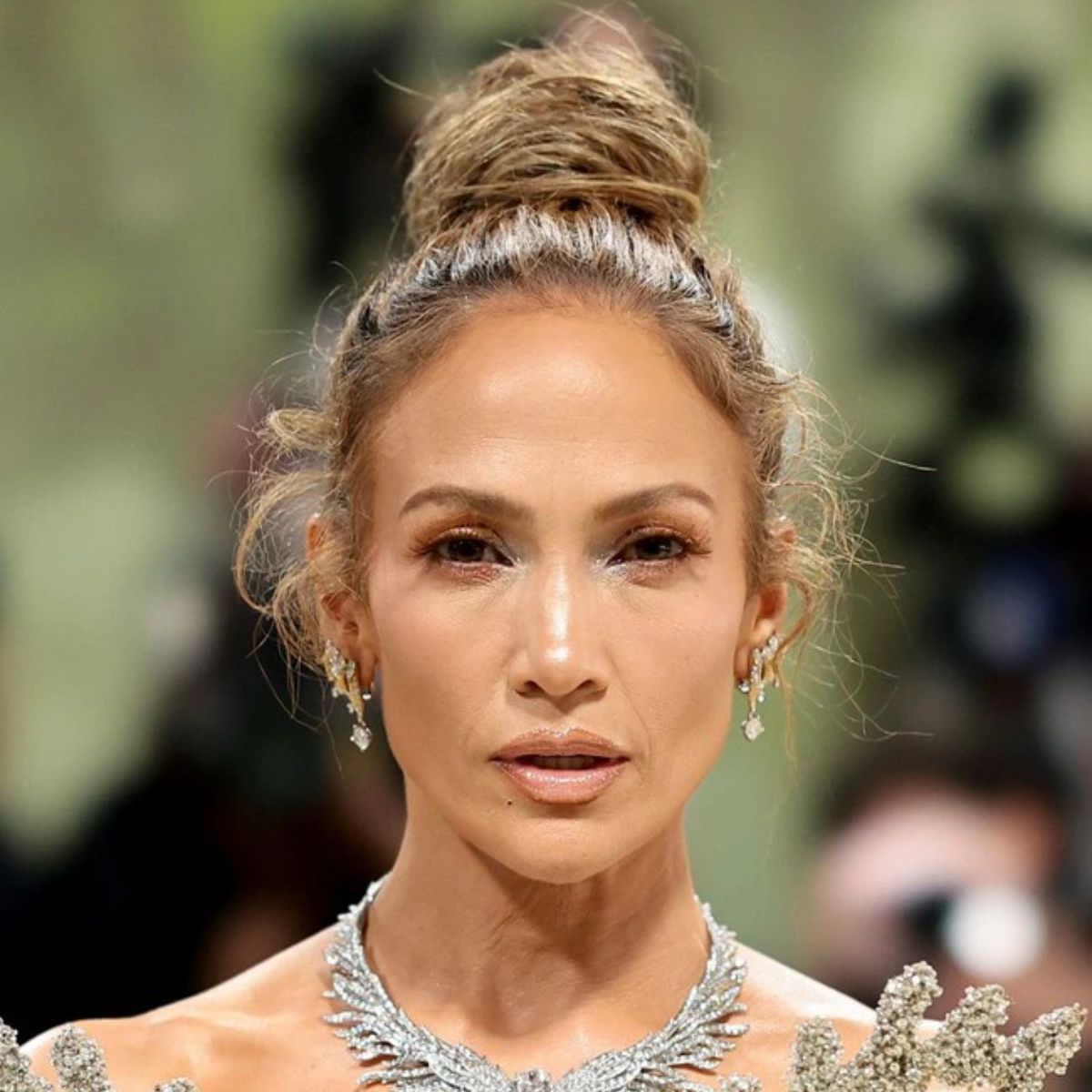 10 beauty look vô cùng đẹp Met Gala 2025 dự đoán sẽ trở nên hot trend - 6