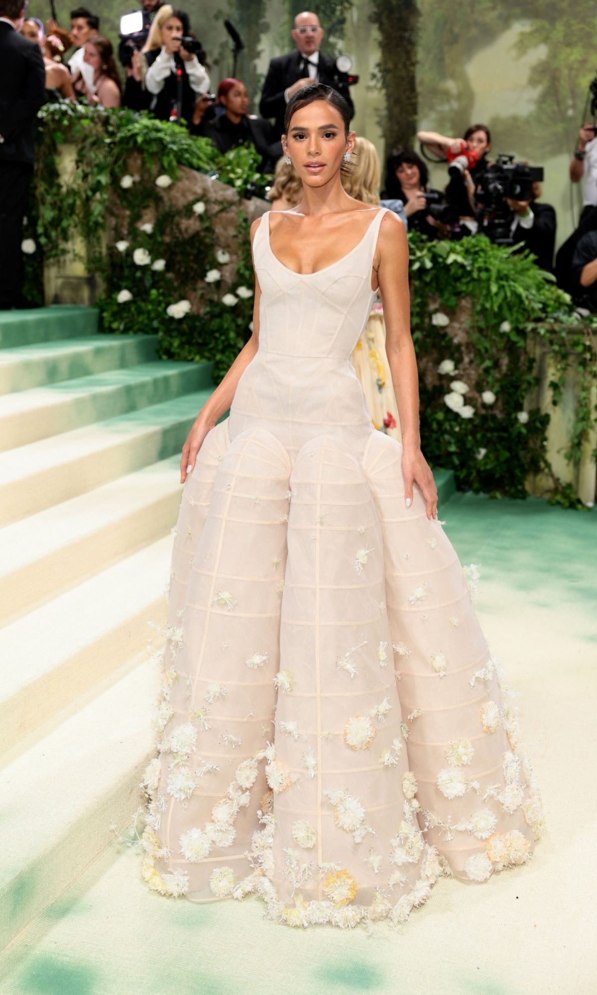 Ngắm nhìn 10 bộ đầm vô cùng đẹp MET GALA 2025