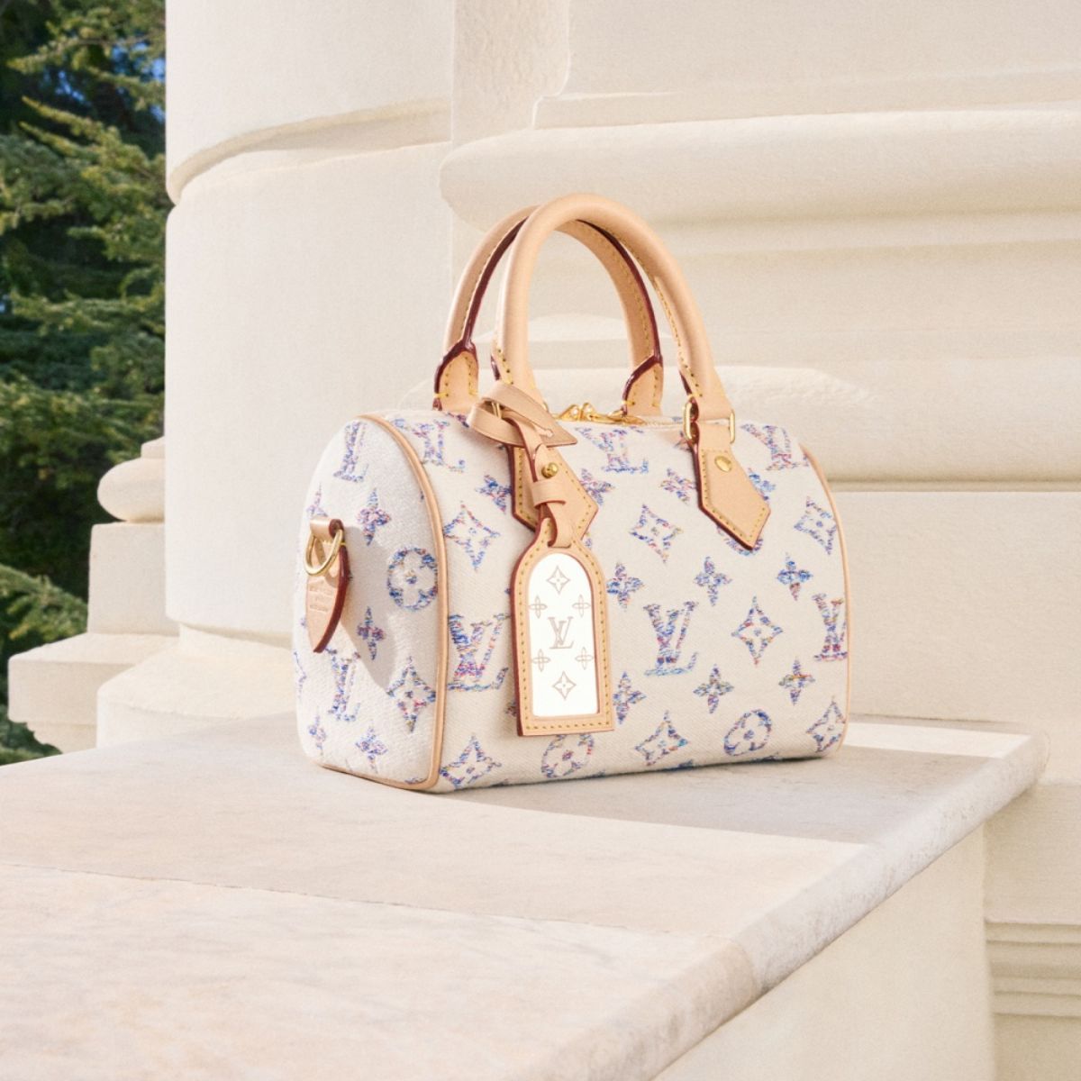 BST Nautical của Louis Vuitton lấy cảm hứng từ biển khơi và thủy thủ