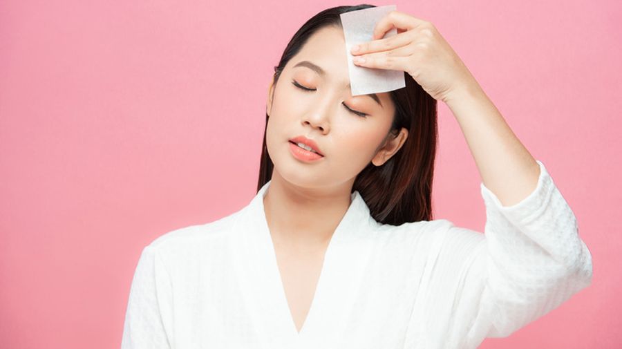 10 cách kiểm soát da dầu hiệu quả trong những ngày hè oi nóng