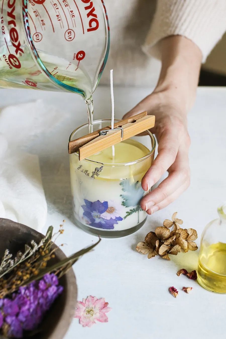12 cách làm nến thơm handmade cực đơn giản tại nhà