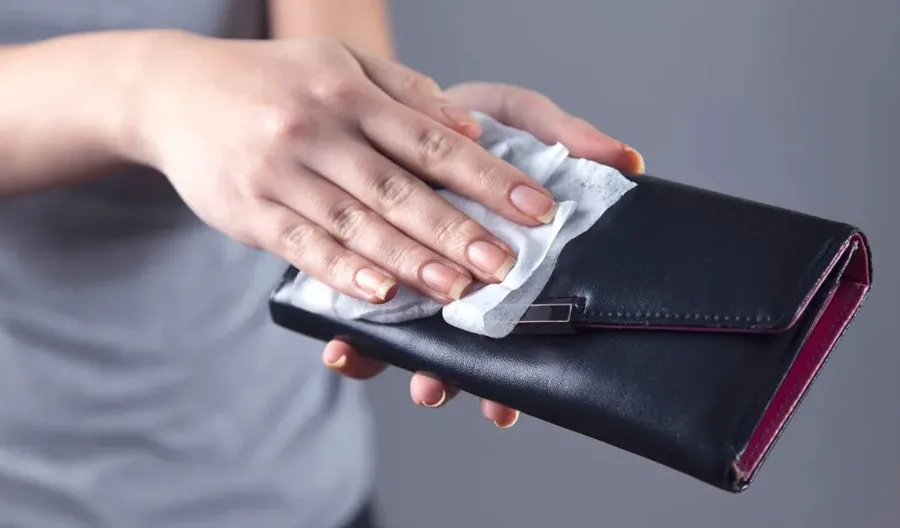 5 cách làm sạch ví da bị mốc hiệu quả và nhanh chóng ngay tại nhà
