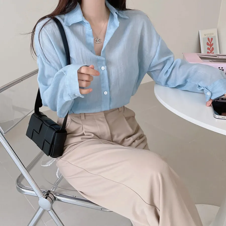 5 công thức mặc áo sơ mi voan vừa mát vừa đẹp cho ngày hè